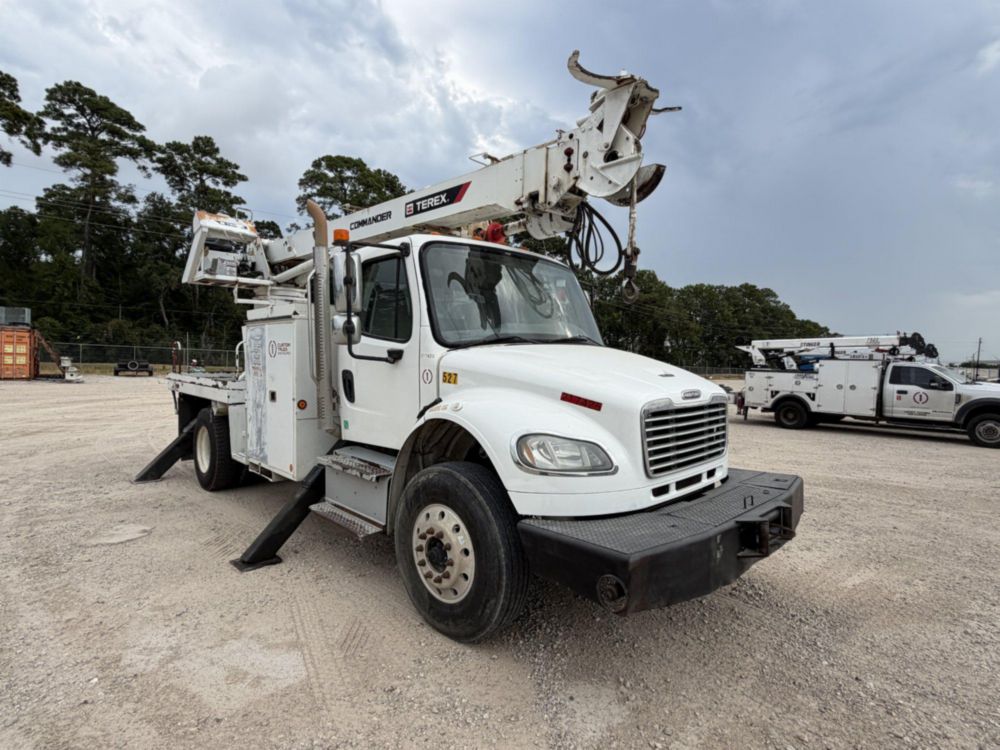 2017 Freightliner M2 Terex Commander 4047 Digger Derrick Truck
