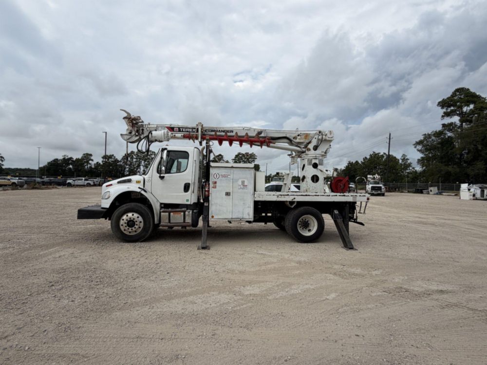 2017 Freightliner M2 Terex Commander 4047 Digger Derrick Truck