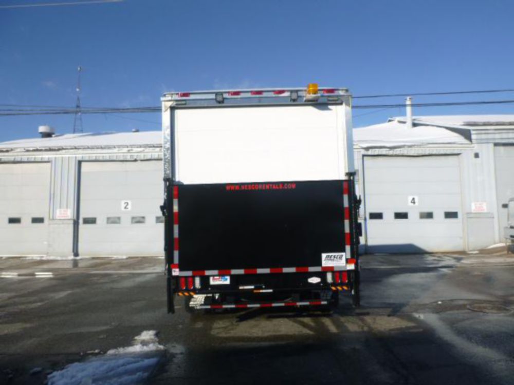 Medium-Duty 19,500 lbs Hi-Rail Welder Truck