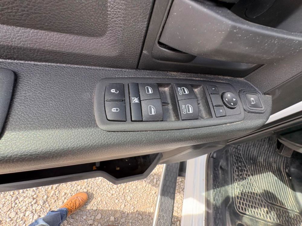"Almost New" 2024 Dodge Ram 4x4 Crew Cab 5500 Knapheide KUV Service Truck