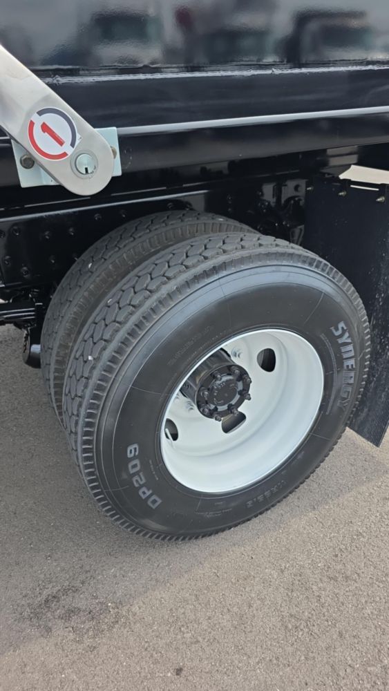 2019 Freightliner M2106 4x2 Load King 10 Ft. Dump Truck