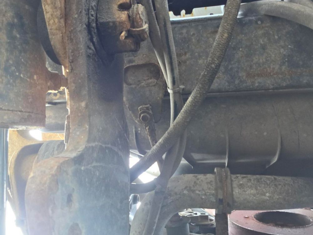 2015 Ford F-750 4x2 Elliott L-60R "Rail Gear Equipped" Aerial Truck