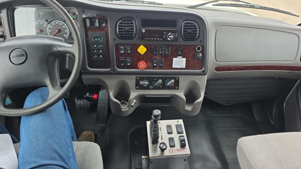 2019 Freightliner M2106 4x2 Load King 10 Ft. Dump Truck