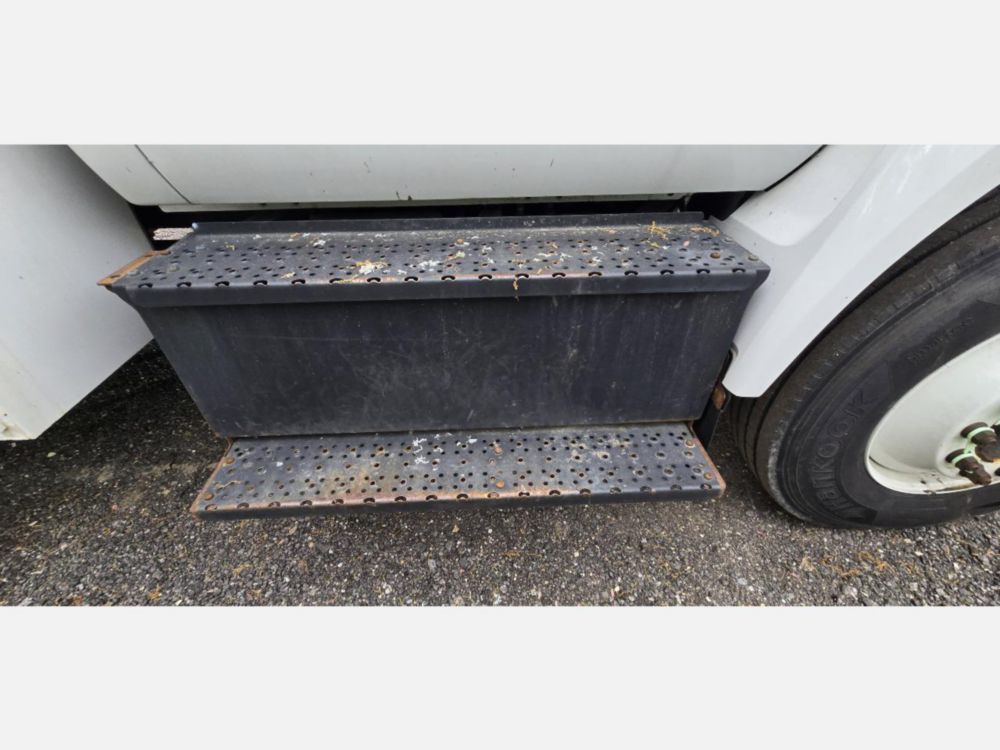 2018 Ford F-750 4x2 Versalift VTP-40-NE Cable Placer Truck