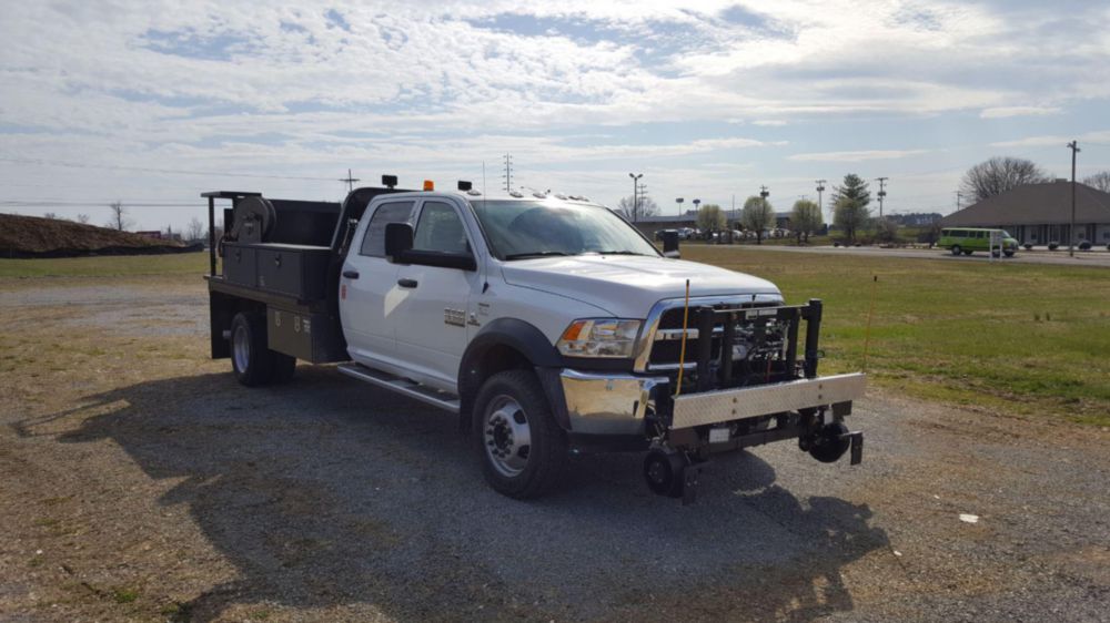 Medium-Duty 19,500 lbs Hi-Rail Welder Truck
