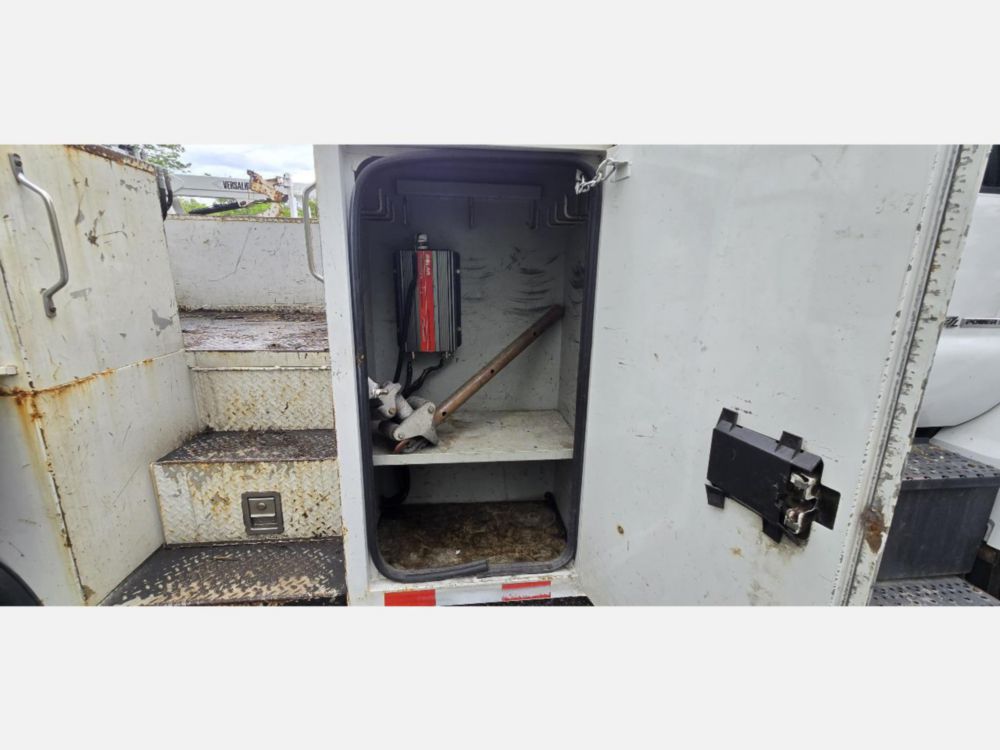 2018 Ford F-750 4x2 Versalift VTP-40-NE Cable Placer Truck