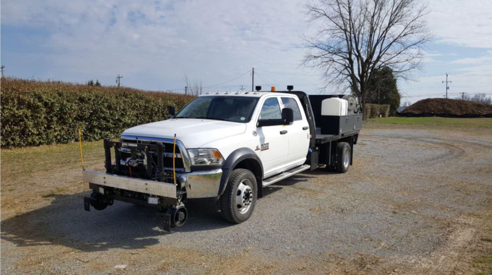 Medium-Duty 19,500 lbs Hi-Rail Welder Truck