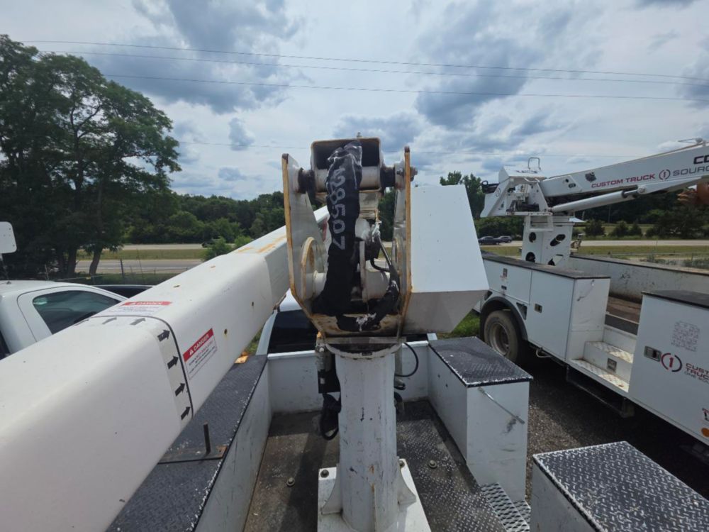 2019 Dodge Ram 5500 4x4 Terex LT-40 Bucket Truck