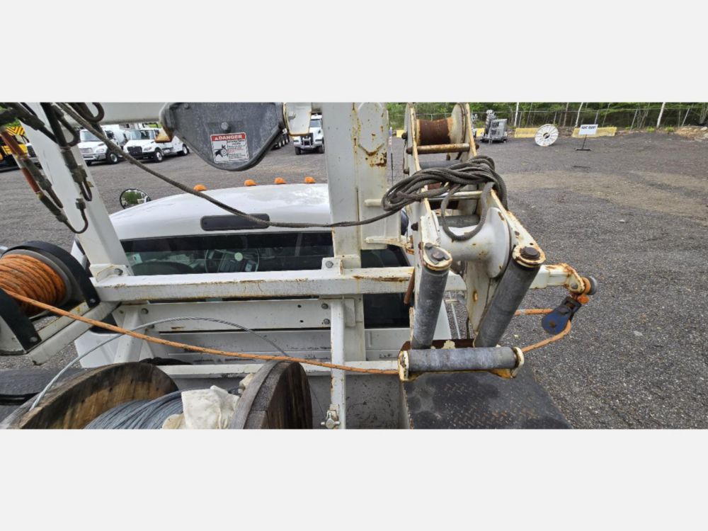 2018 Ford F-750 4x2 Versalift VTP-40-NE Cable Placer Truck