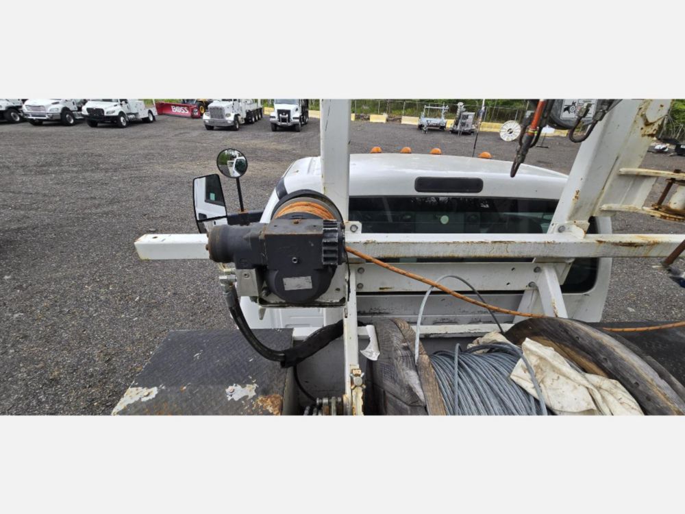 2018 Ford F-750 4x2 Versalift VTP-40-NE Cable Placer Truck
