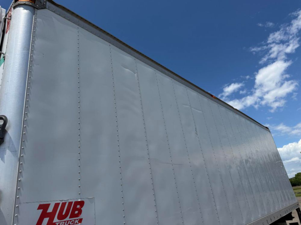 2016 Kenworth T-300 Tandem Axle Reefer Truck