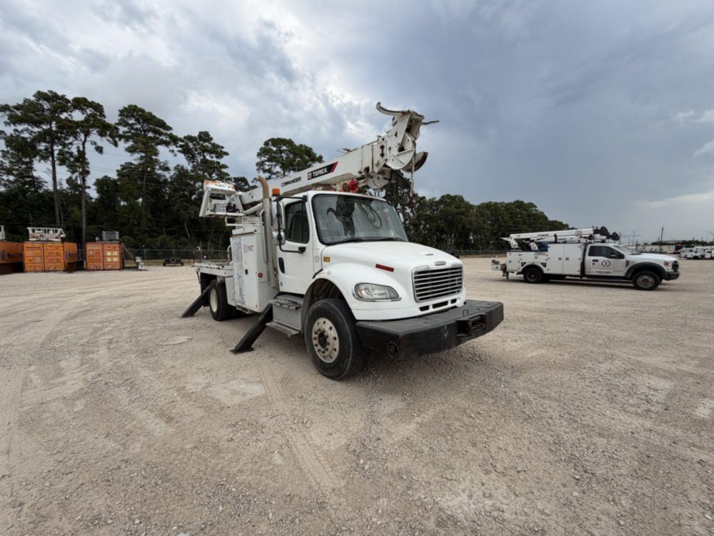 2017 Freightliner M2 Terex Commander 4047 Digger Derrick Truck