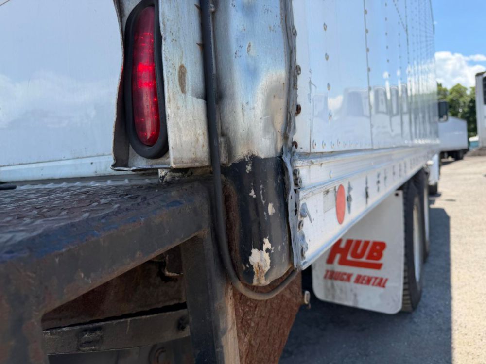 2016 Kenworth T-300 Tandem Axle Reefer Truck