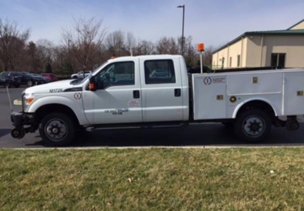 8 ft Light-Duty Service Body Crew Cab Hi-Rail Service Truck