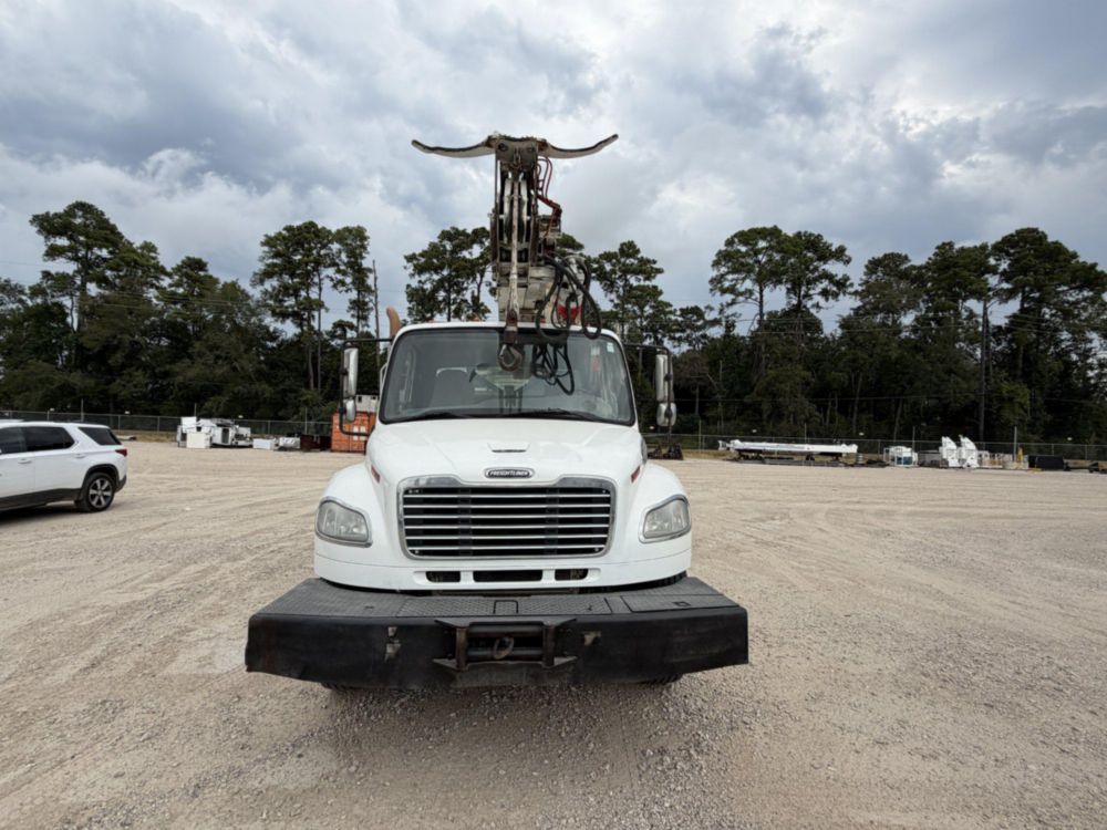 2017 Freightliner M2 Terex Commander 4047 Digger Derrick Truck
