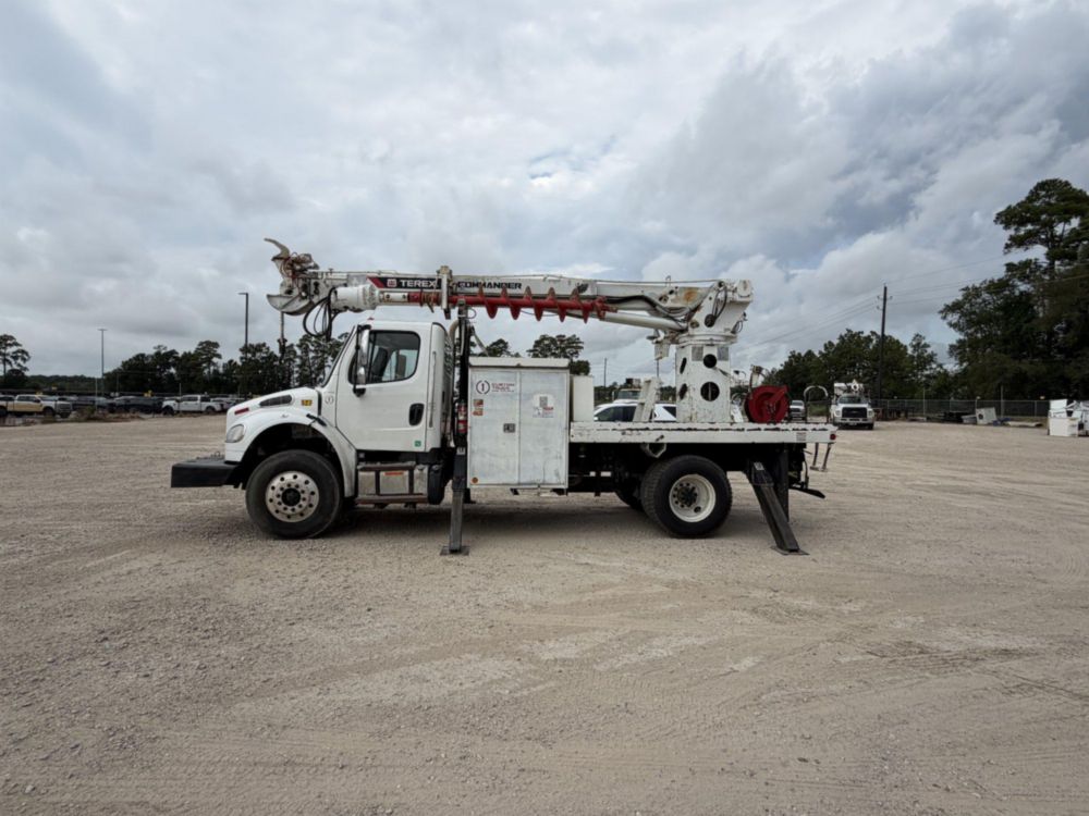 2017 Freightliner M2 Terex Commander 4047 Digger Derrick Truck