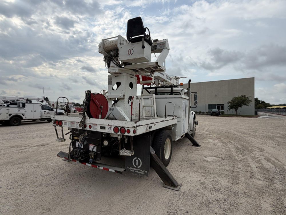 2017 Freightliner M2 Terex Commander 4047 Digger Derrick Truck