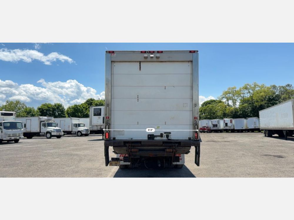 2016 Kenworth T-300 Tandem Axle Reefer Truck