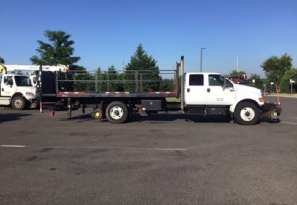 Crew Cab Hi-Rail Scissor Lift Rental - Custom Truck One Source