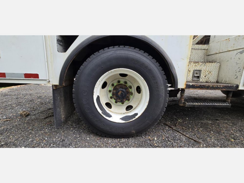 2018 Ford F-750 4x2 Versalift VTP-40-NE Cable Placer Truck