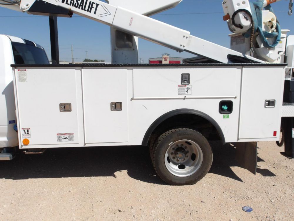 2017 Dodge Ram 5500 4x4 Versalift VST-47-I Material Handler Bucket Truck