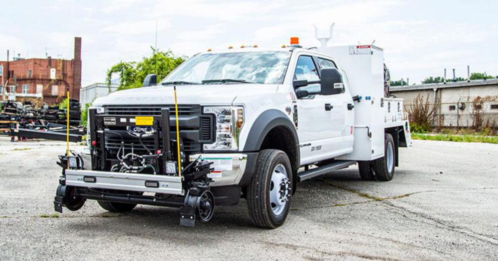Light-Duty 11,500 ft-lb Telescopic 16,001 lbs Hi-Rail Section Truck