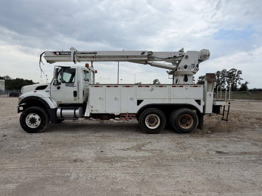 2012 International 7400 6x6 Terex Commander "Incomplete"6060 Digger Derrick Truck