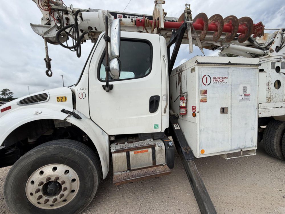 2017 Freightliner M2 Terex Commander 4047 Digger Derrick Truck