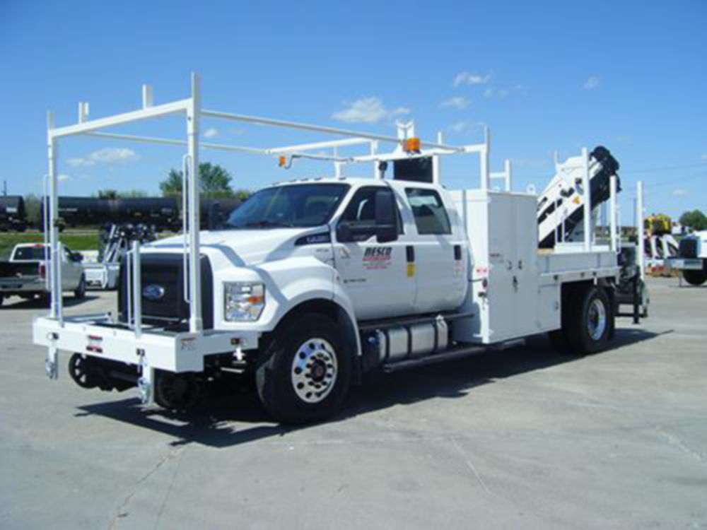 Light-Duty 29,500 ft-lb Telescopic 19,501 lbs Hi-Rail Section Truck