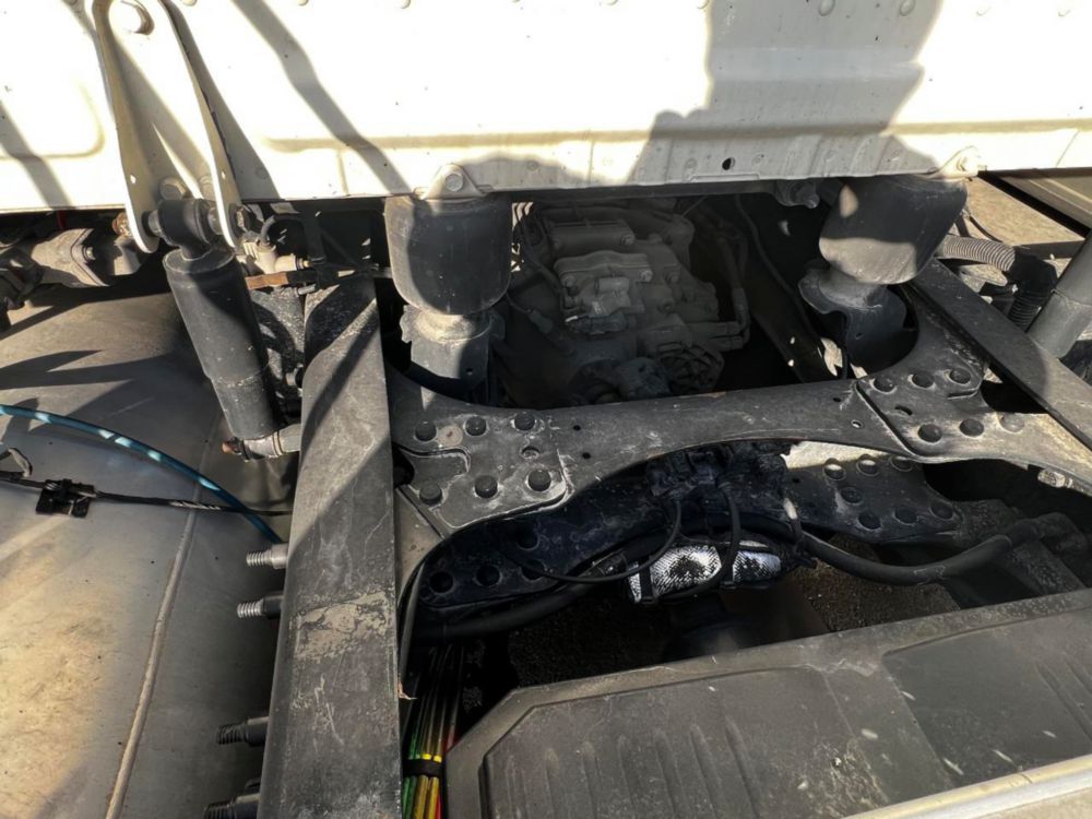 2019 Freightliner Cascadia Tandem Day Cab Tractor