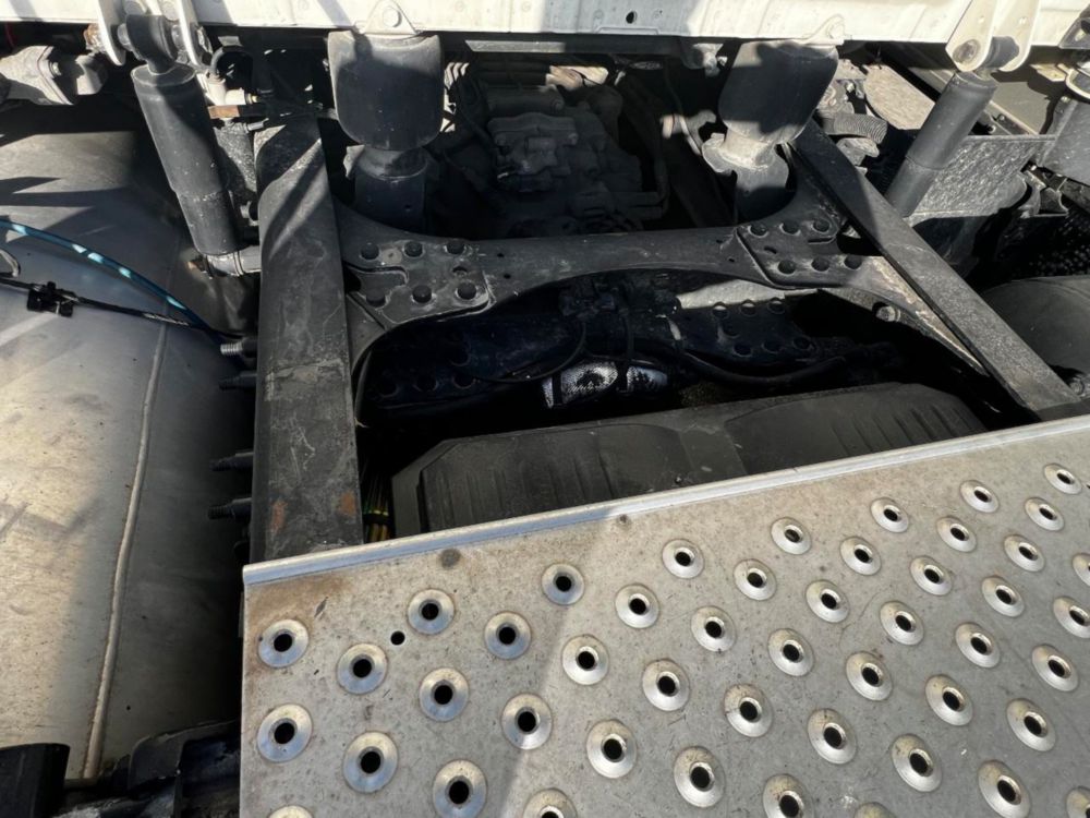 2019 Freightliner Cascadia Tandem Day Cab Tractor