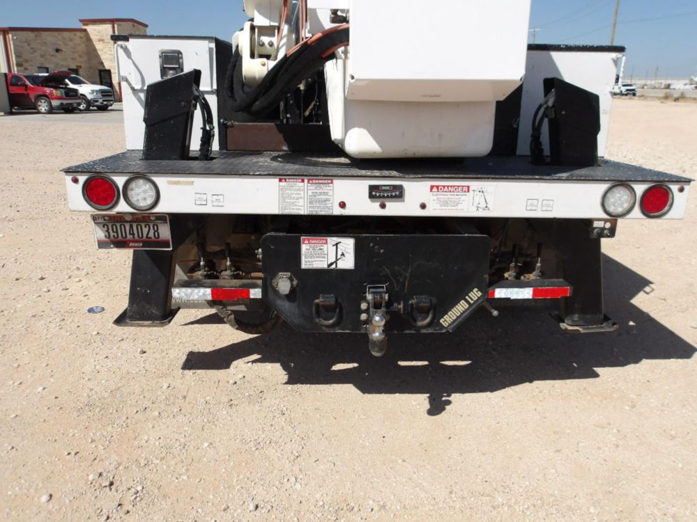 2017 Dodge Ram 5500 4x4 Versalift VST-47-I Material Handler Bucket Truck