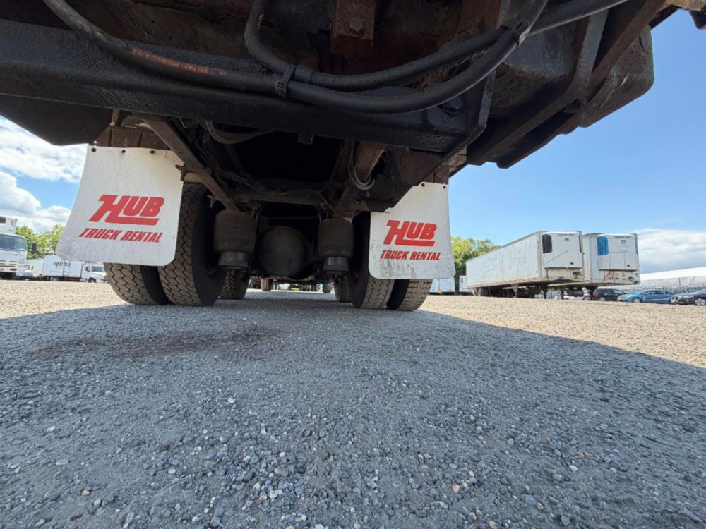 2016 Kenworth T-300 Tandem Axle Reefer Truck