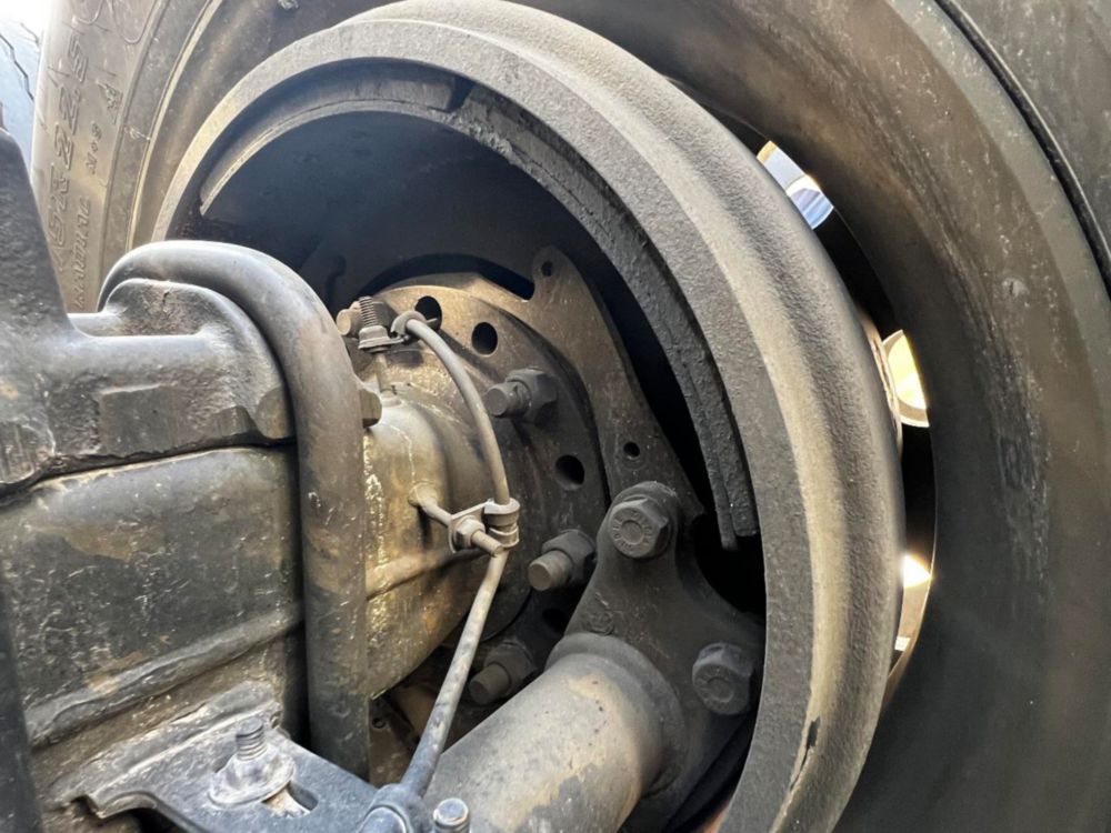 2019 Freightliner Cascadia Tandem Day Cab Tractor