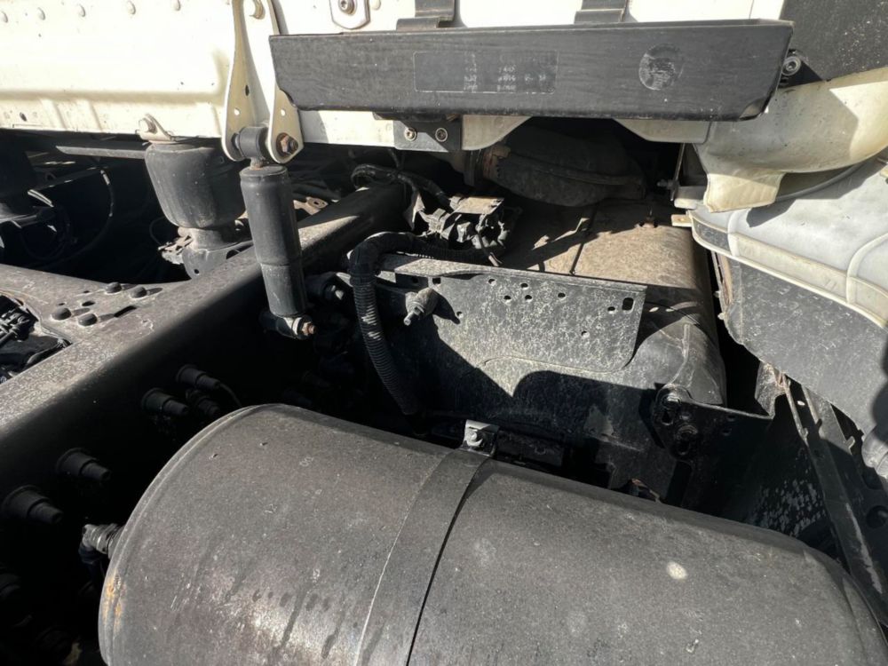 2019 Freightliner Cascadia Tandem Day Cab Tractor