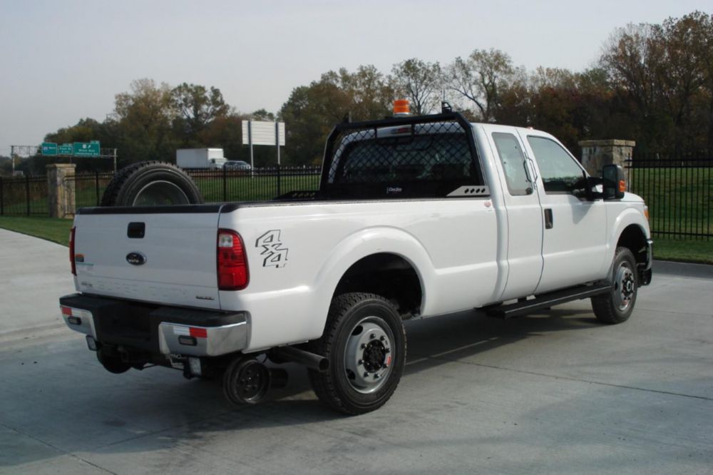 1 Ton Extended Cab AWD Gas Hi-Rail Pickup Truck