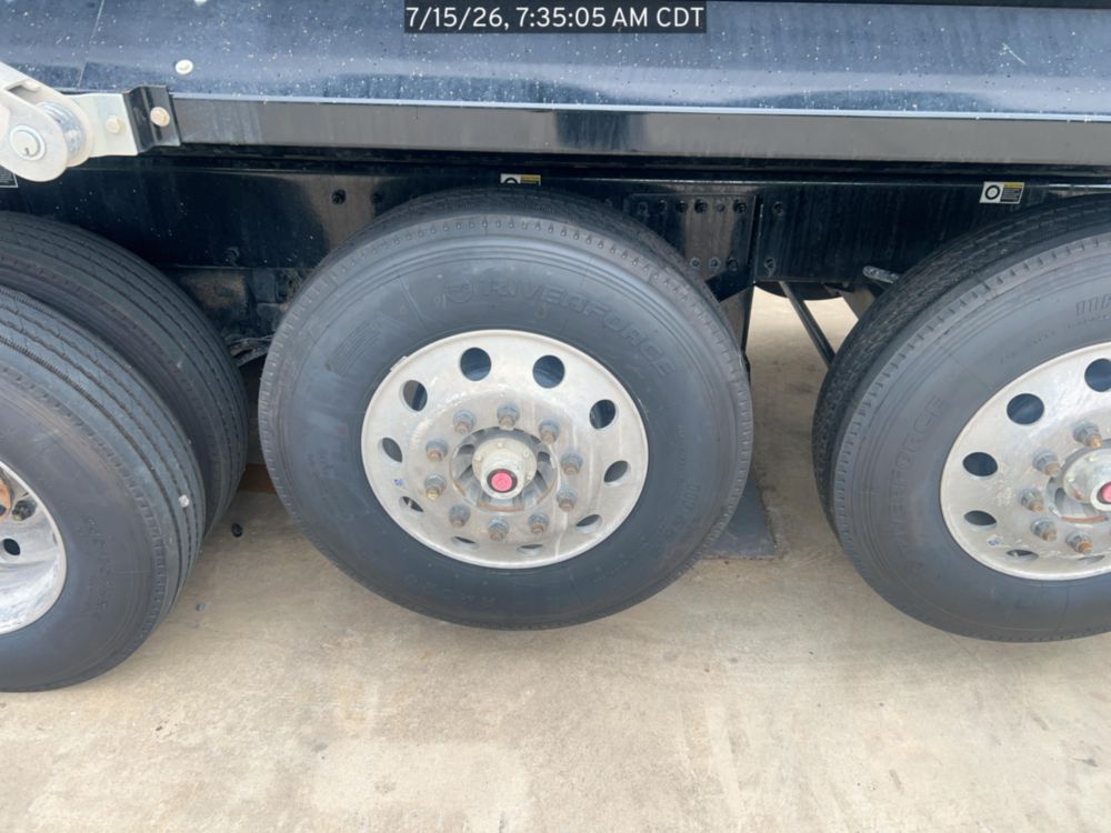 2026 Peterbilt 567 10x4 18' Load King Dump Truck
