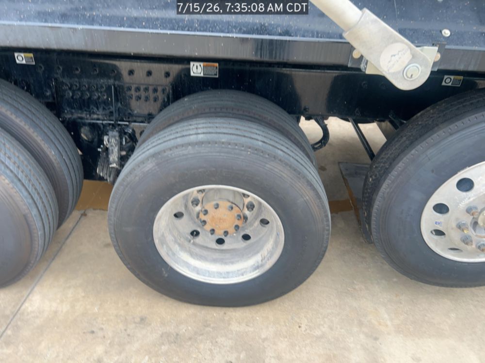 2026 Peterbilt 567 10x4 18' Load King Dump Truck