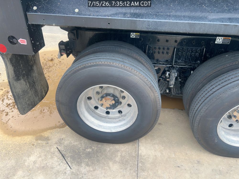 2026 Peterbilt 567 10x4 18' Load King Dump Truck