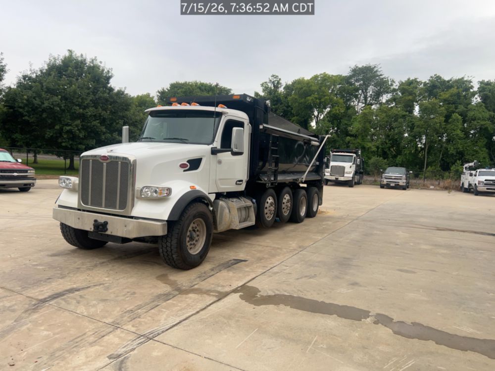 2026 Peterbilt 567 10x4 18' Load King Dump Truck
