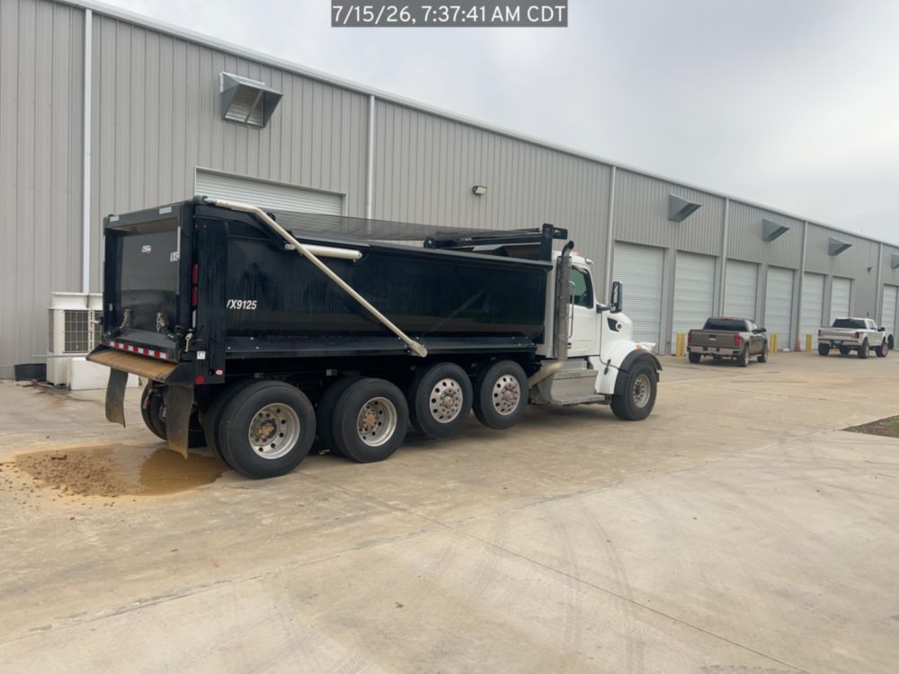2026 Peterbilt 567 10x4 18' Load King Dump Truck