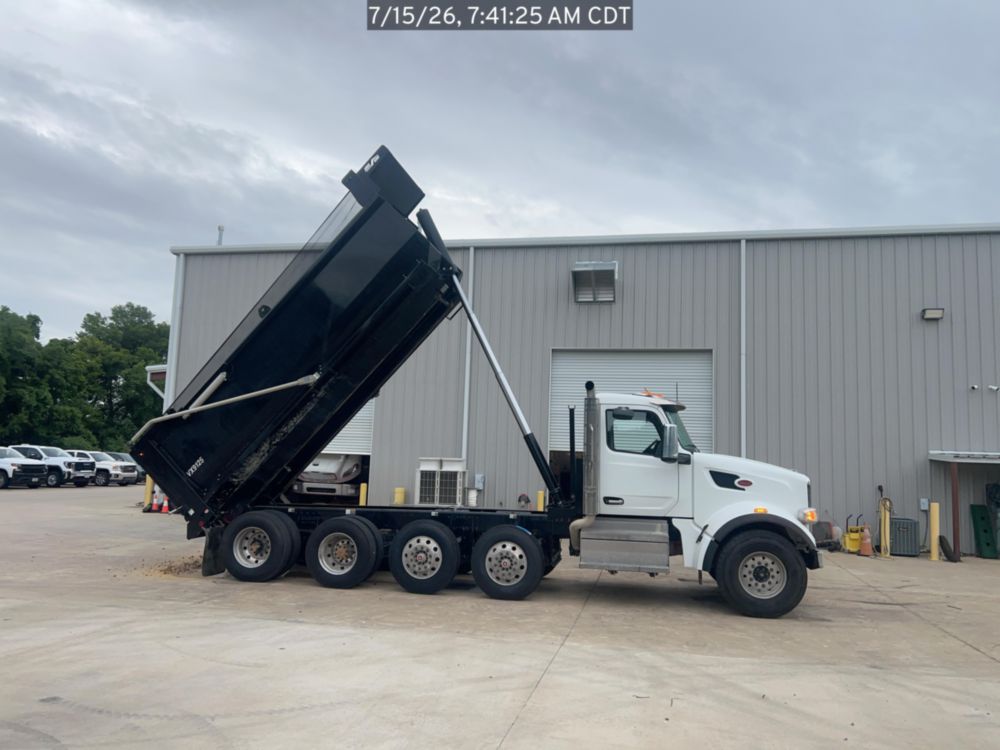2026 Peterbilt 567 10x4 18' Load King Dump Truck