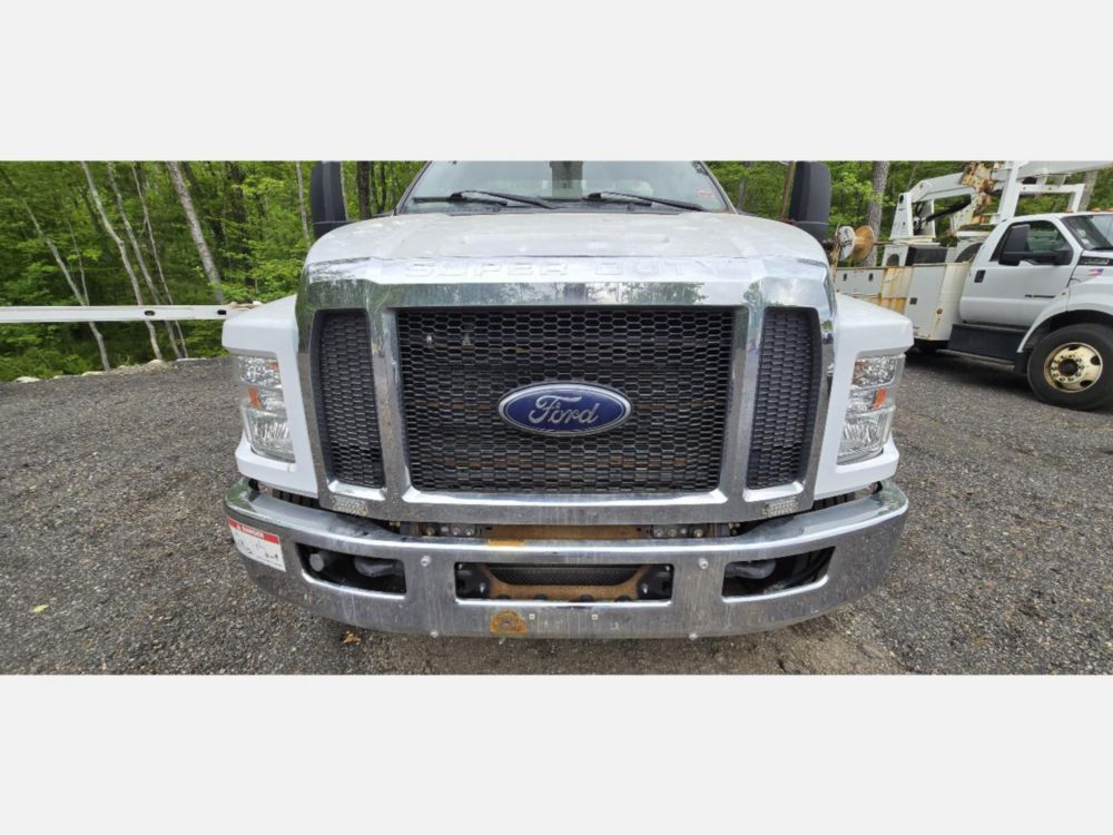 2018 Ford F-750 4x2 Versalift VTP-40-NE Cable Placer Truck