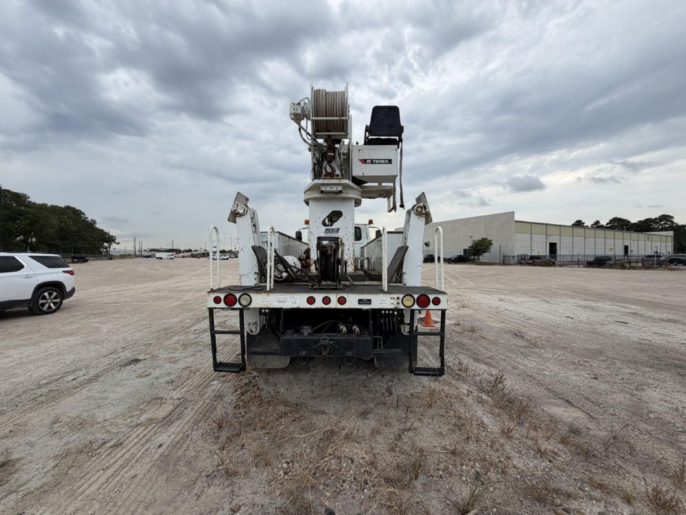 2012 International 7400 6x6 Terex Commander "Incomplete"6060 Digger Derrick Truck