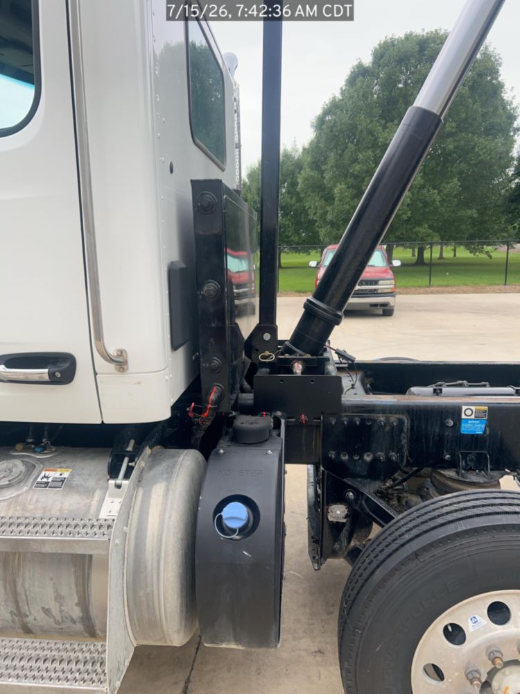 2026 Peterbilt 567 10x4 18' Load King Dump Truck
