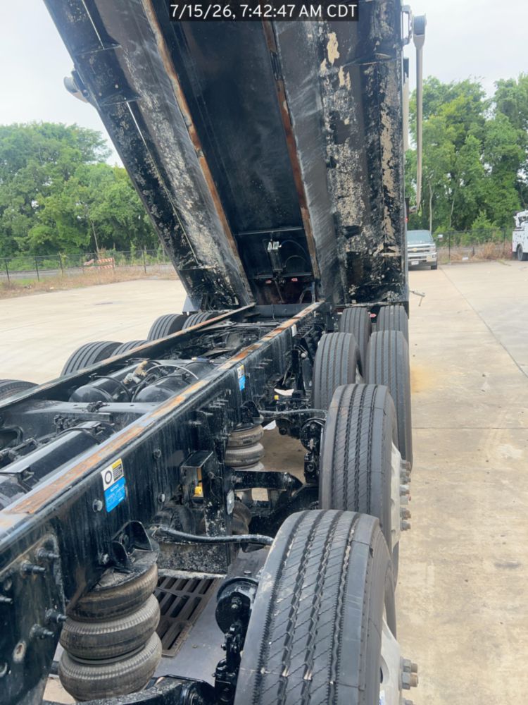 2026 Peterbilt 567 10x4 18' Load King Dump Truck