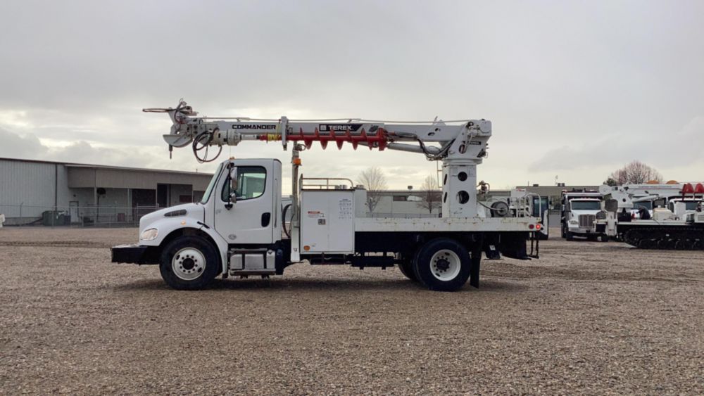 2016 Freightliner M2106 4x2 Terex C4047 Digger Derrick