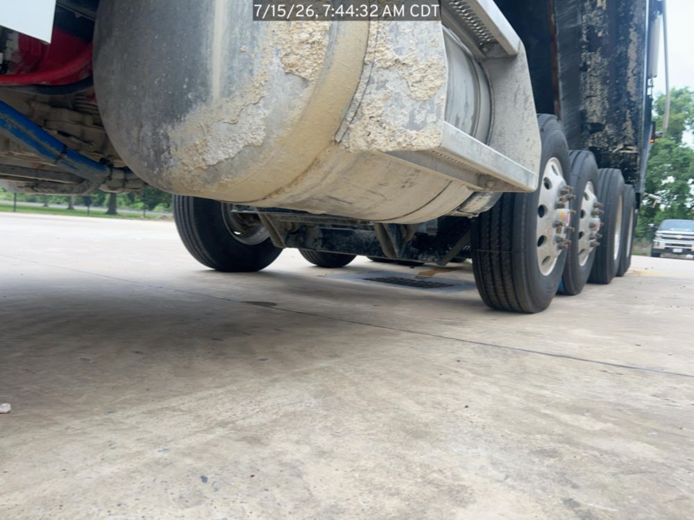 2026 Peterbilt 567 10x4 18' Load King Dump Truck