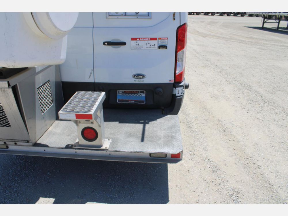 2019 Ford T-350 Versalift Vantel-29-NE Bucket Truck