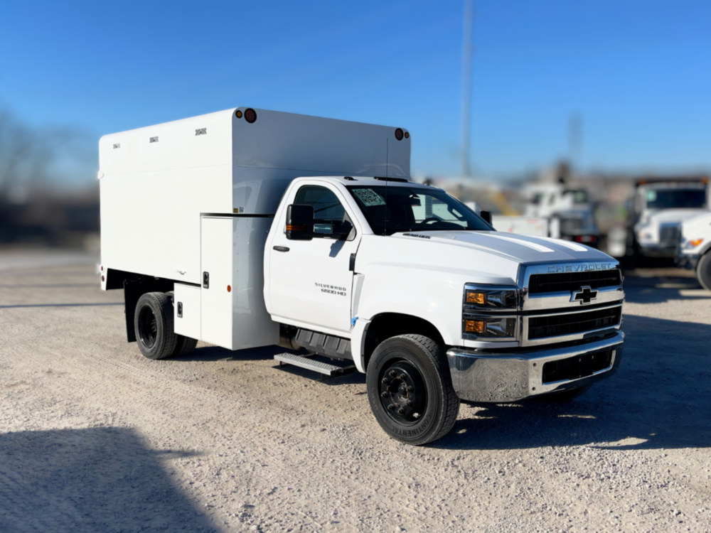 2023 Chevrolet 6500 4x2 ArborTech 11x66 Chip Truck